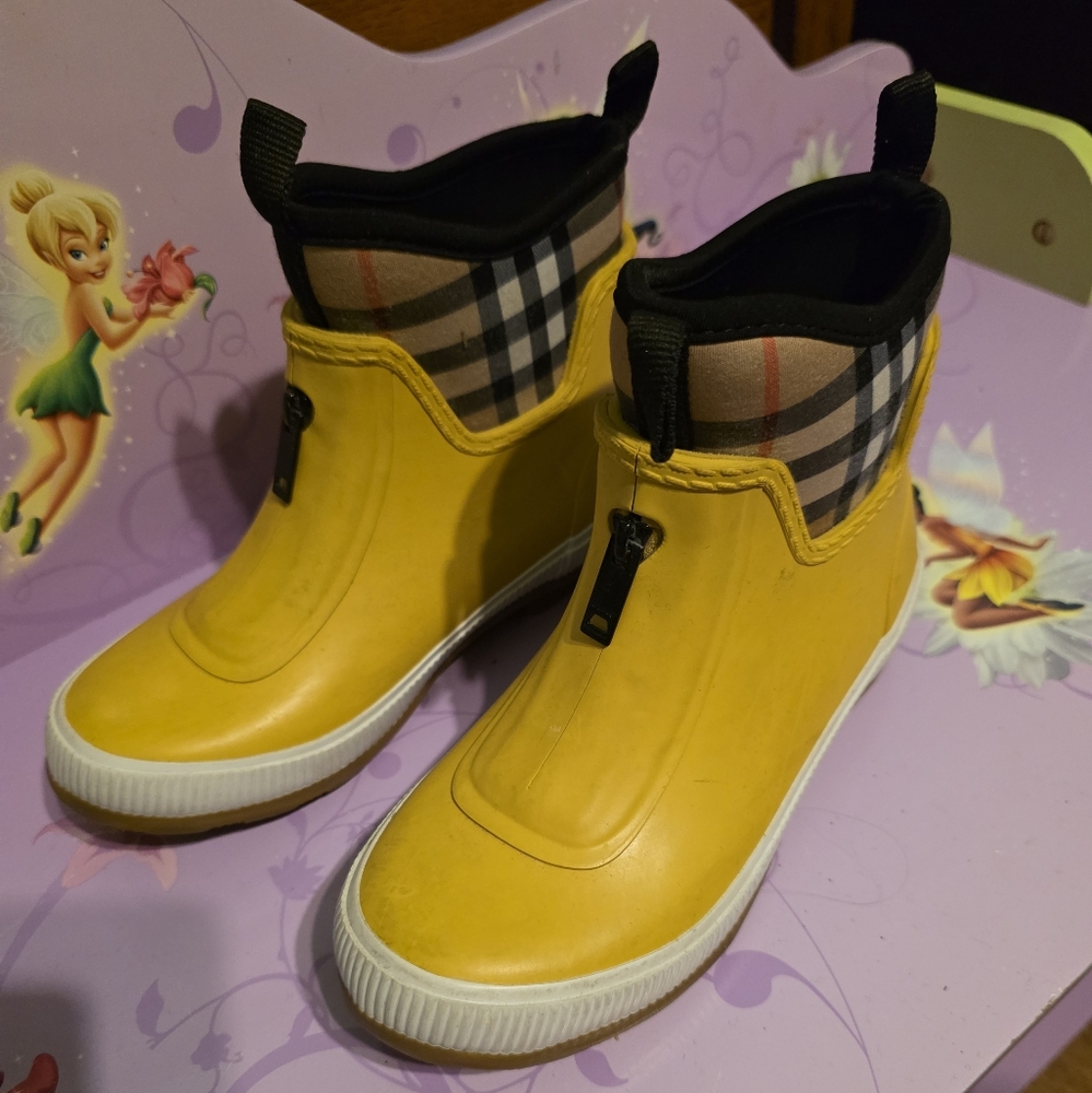 Burberry Yellow Kids Rain Boots with Check Pattern